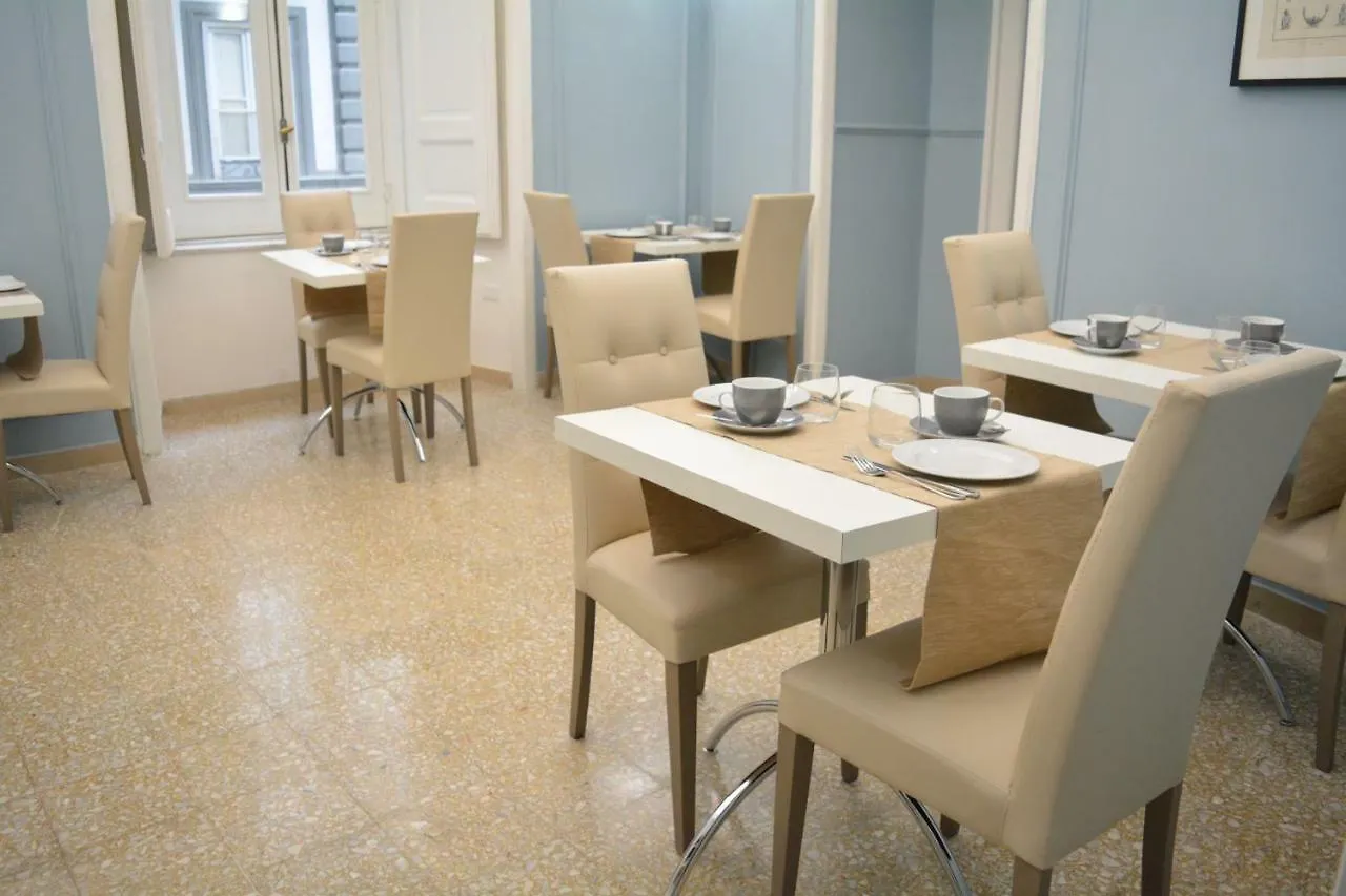 Aragonese Luxury Rooms Nápoles 5*,  Italia