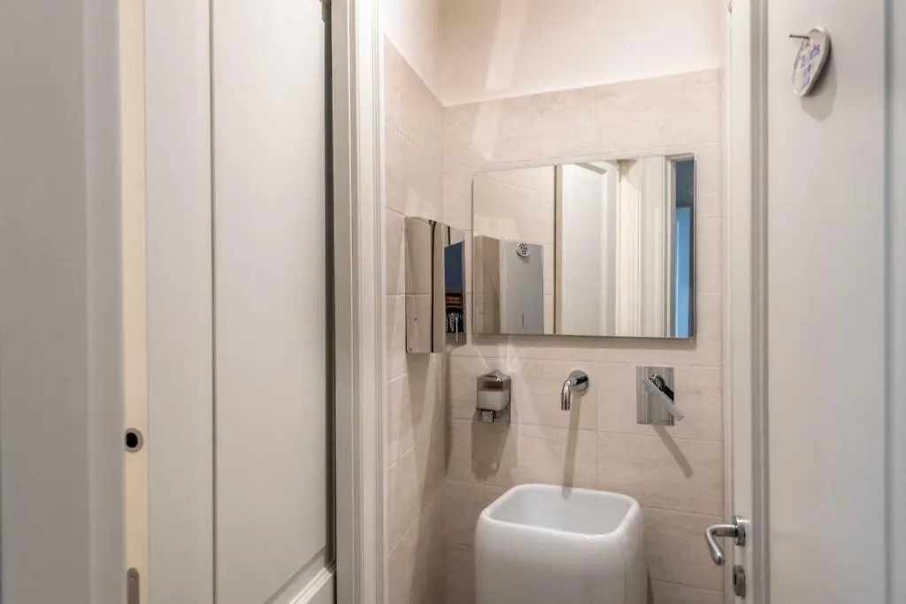 Aragonese Luxury Rooms Nápoles 5*,  Italia
